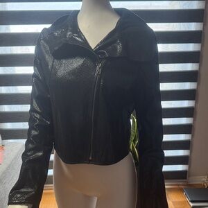 Elegant Black Leather Jacket for Women